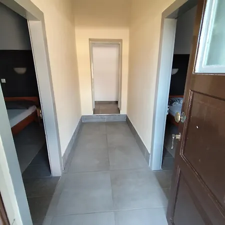 Garden Roses Apartment